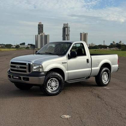 FORD F-250 3.9 XLT MAX POWER 4X2 CS DIESEL 2P MANUAL FORD F-250 3.9 XLT MAX POWER 4X2 CS DIESEL 2P MANUAL